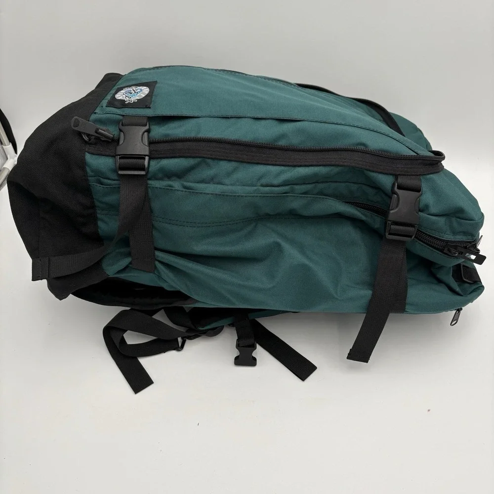 VTG Eagle Creek Travel Gear Hiking Backpacking Trekking Bag Outdoor w/belt Bag